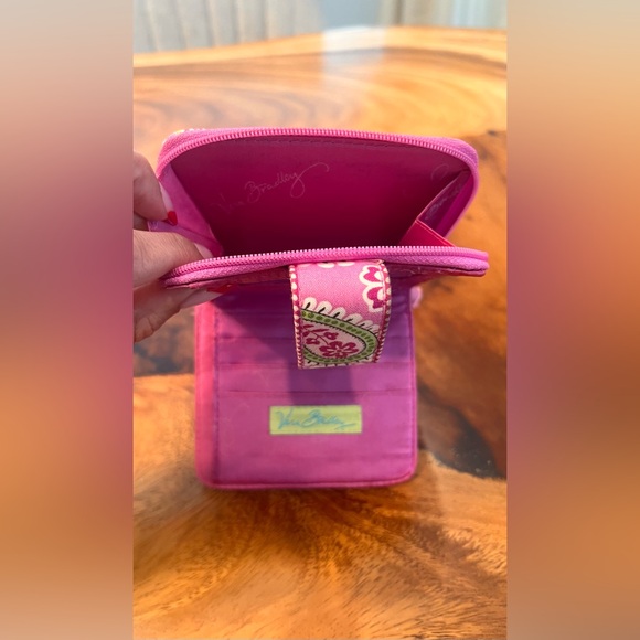 VERA BRADLEY Quilted Wallet
Brand New/ Never Used
Without Tags - Picture 4 of 7